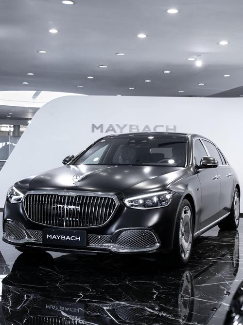 重庆90岚图汽车的售后服务让用户无忧出行，迈巴赫未来的豪华车趋势